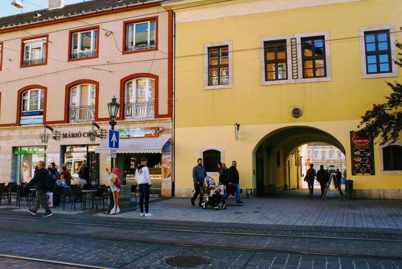Parva Villa Miskolc Exterior photo
