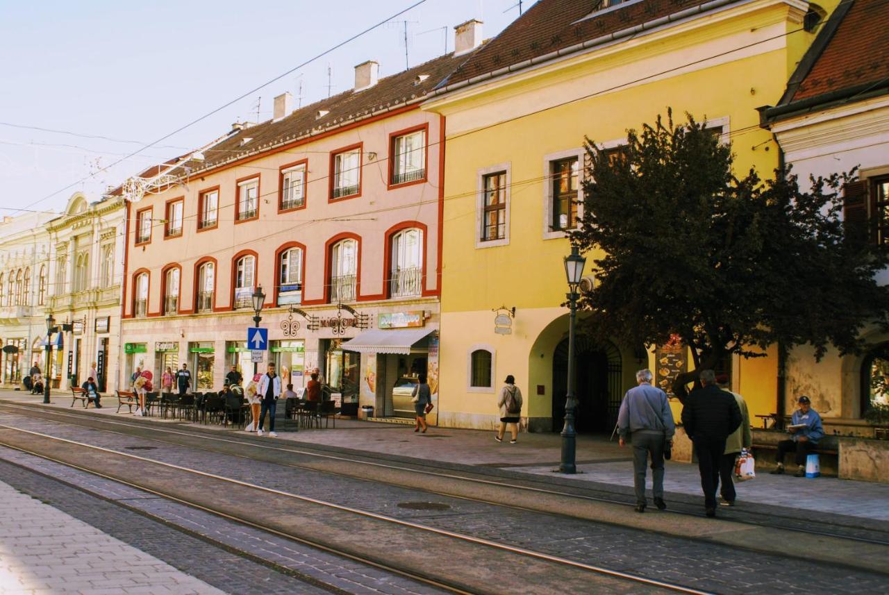 Parva Villa Miskolc Exterior photo